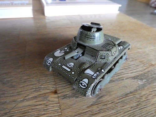 Vintage blechspielzeug panzer - vintage,