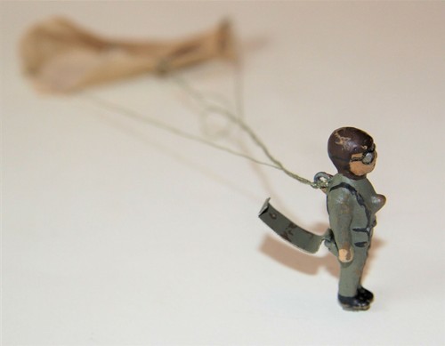 Pilot mit fallschirm für - pilot,